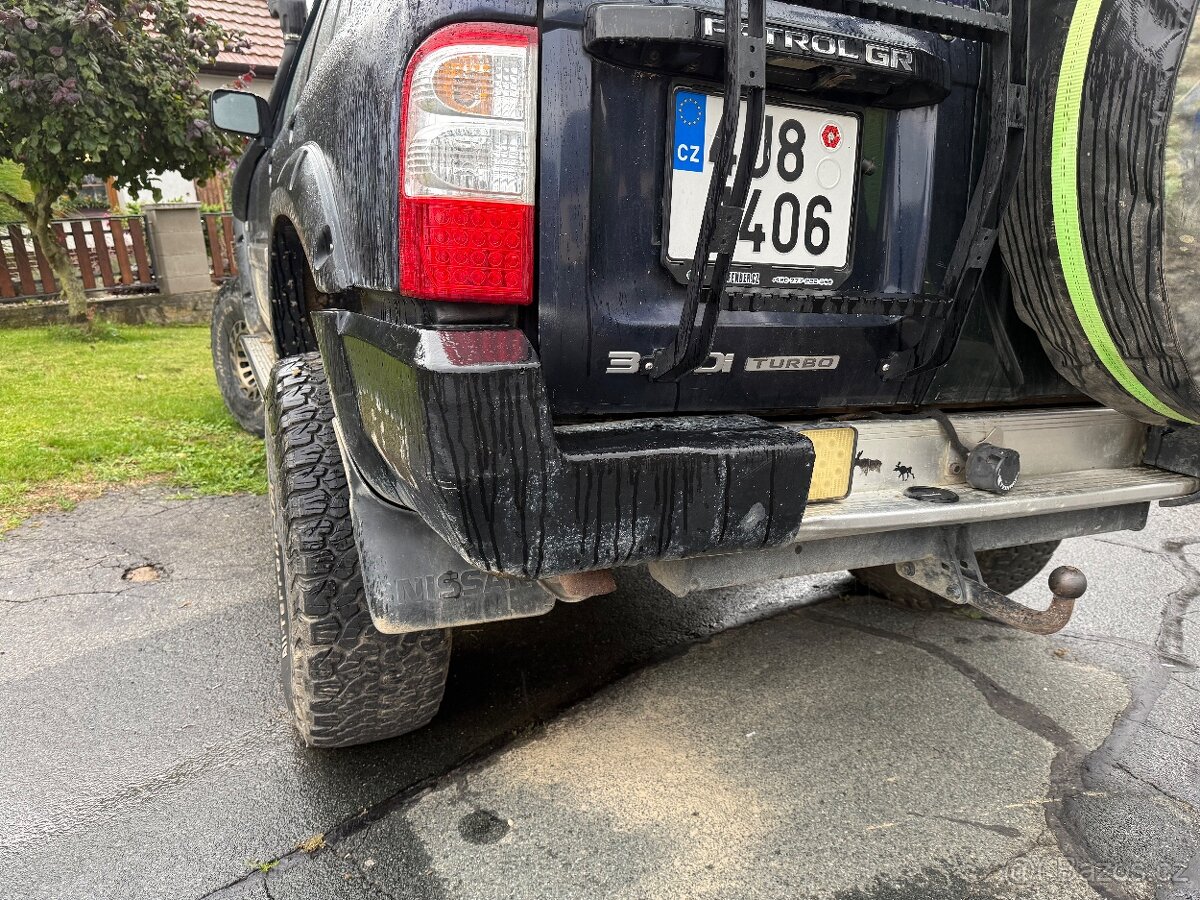 Pevnostní rohy nárazníku Patrol Y61