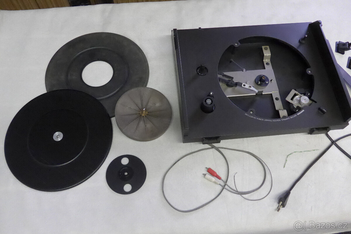 GramoŠasy TESLA NC470 NAD 5120 ČSSR - 4