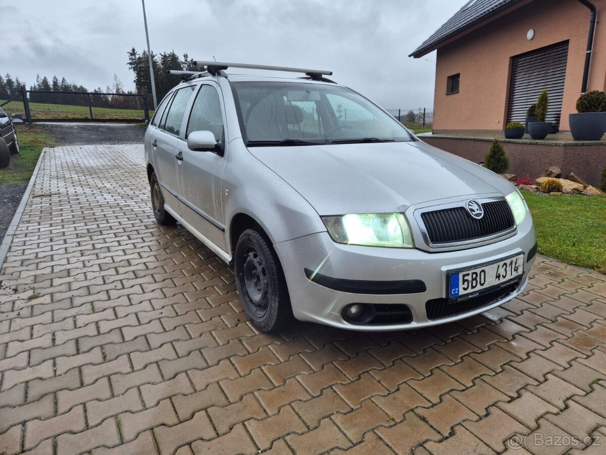 Prodám Škoda Fabia kombi facelift elegance 1.4 55kw - 4