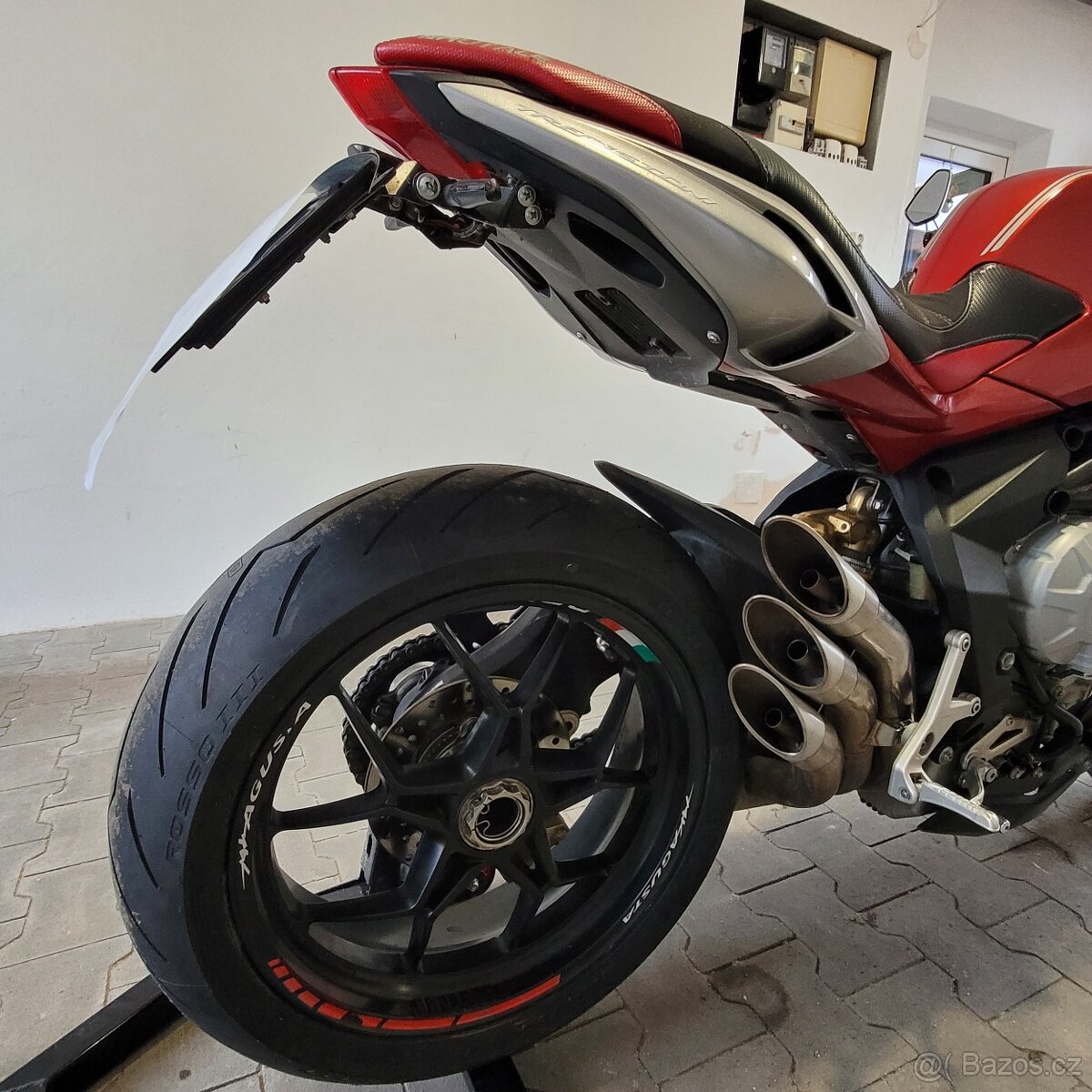 Prodám silniční motorku MV AUGUSTA - 4