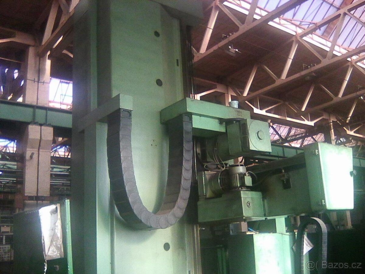 Horizontální vyvrtávačka TOS WHN 13 CNC - 4