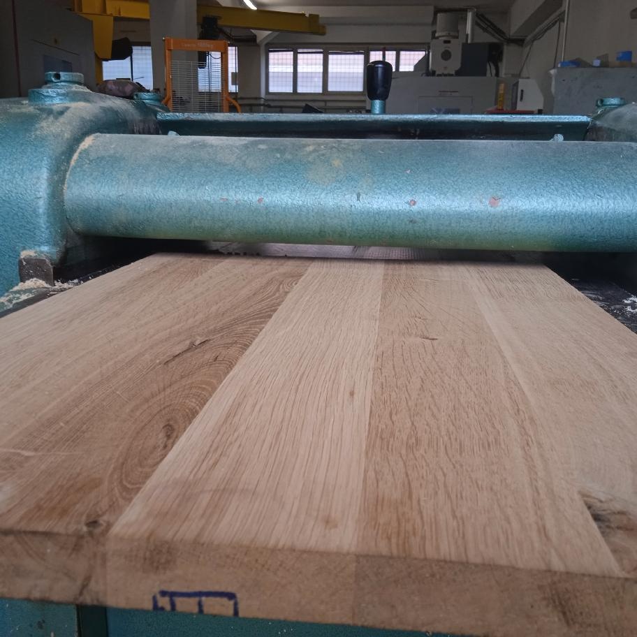 Na starý litinový stroj vyrobíme žiletku, řešení je SOMICUT - 4