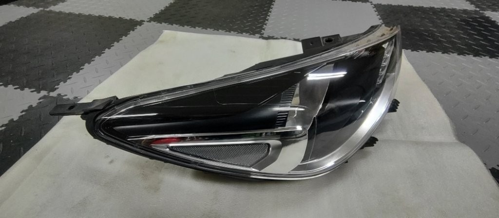 Kia Rio IV 4 YB 2017- prave predne svetlo lampa - 4