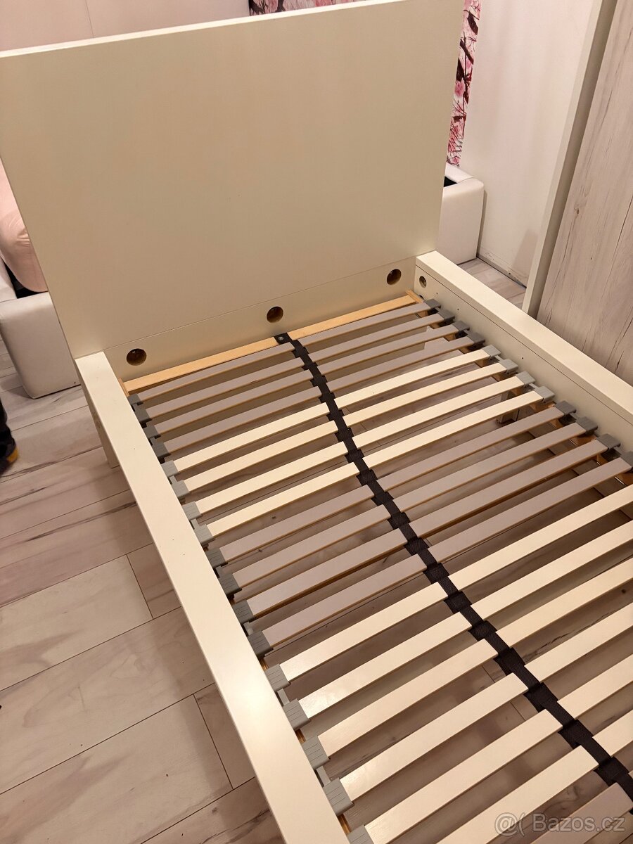 Ikea Malm- postel s úložným prostorem - 4
