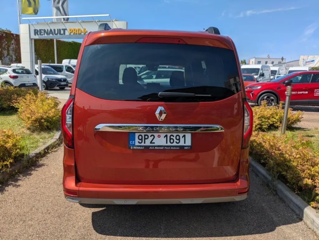 Renault Kangoo, techno blue dCi 115 - 4
