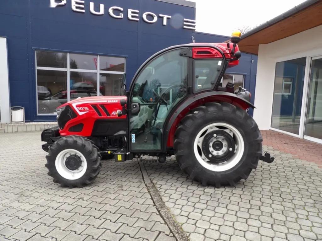 Basak, Traktor BASAK 5075 - 4