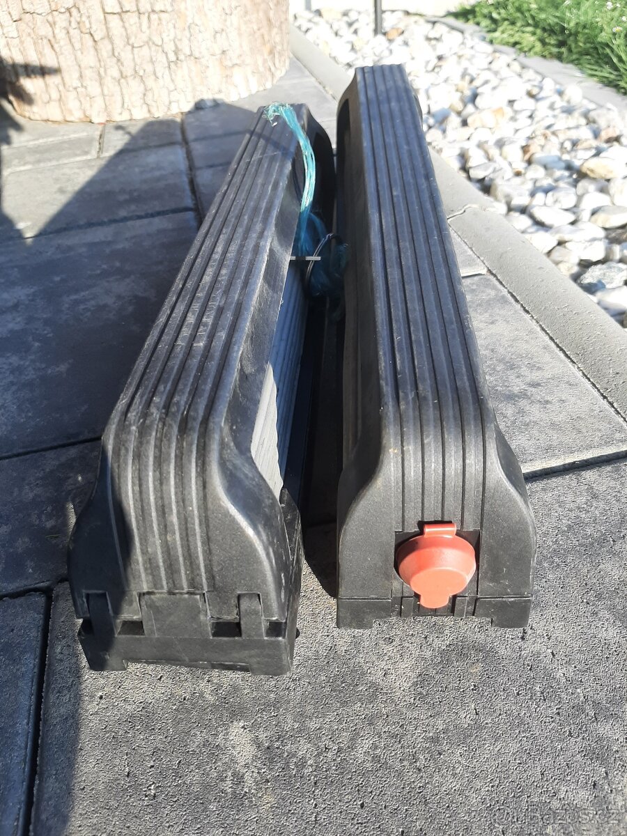 Příslušenství - nosič, držák na lyže - 4