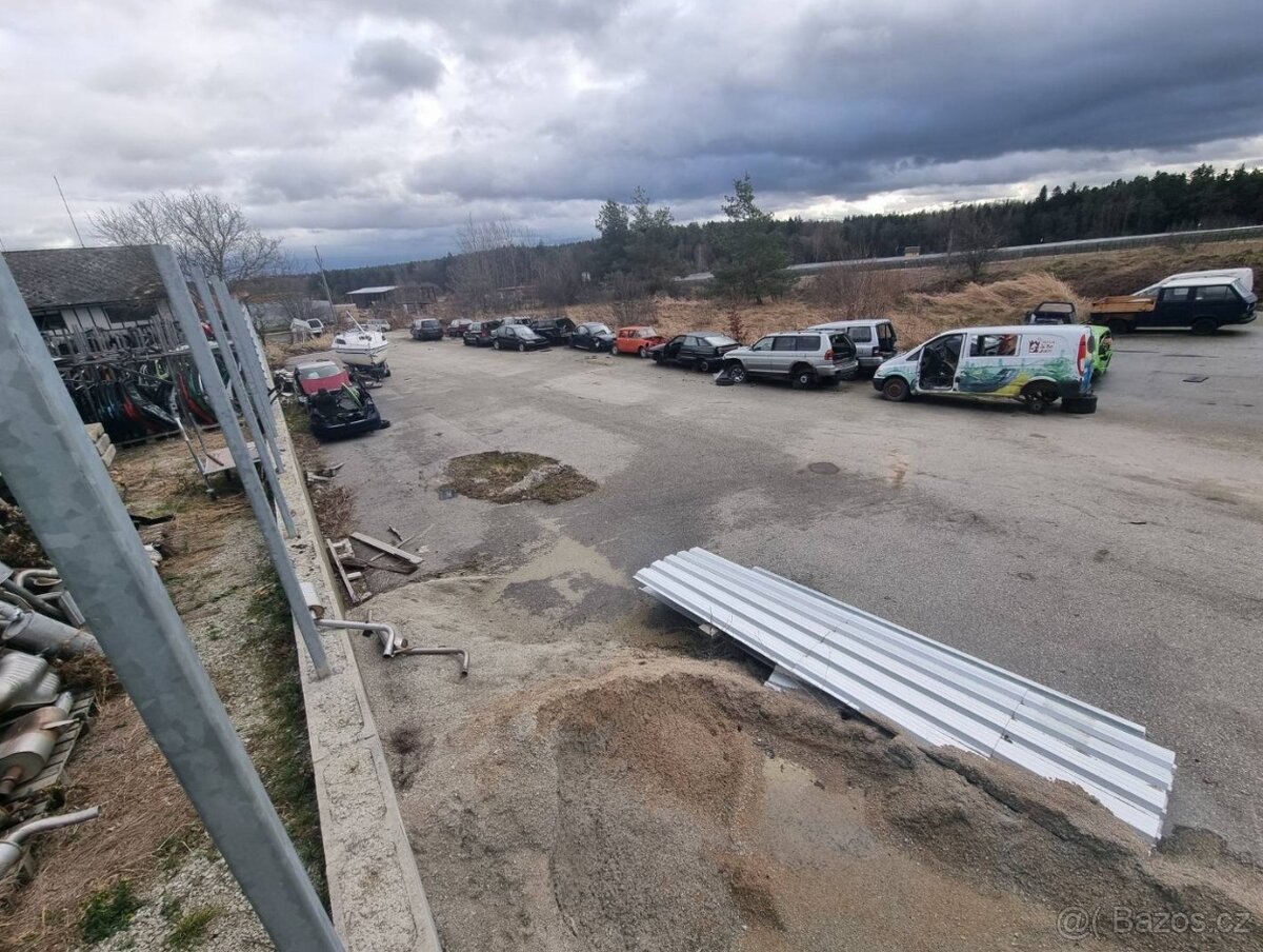 Pronájem asfaltová plocha, kancelář - 4