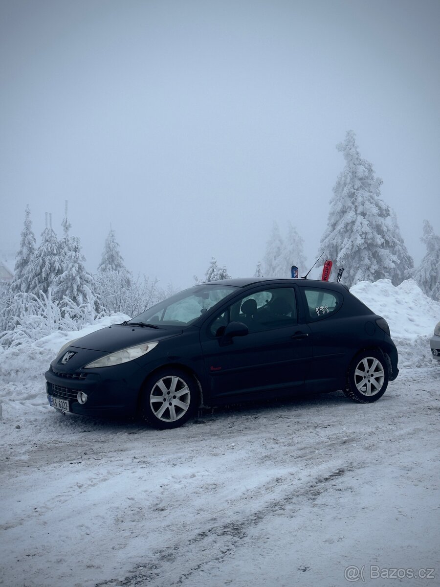 Peugeot 207 GTI - 4