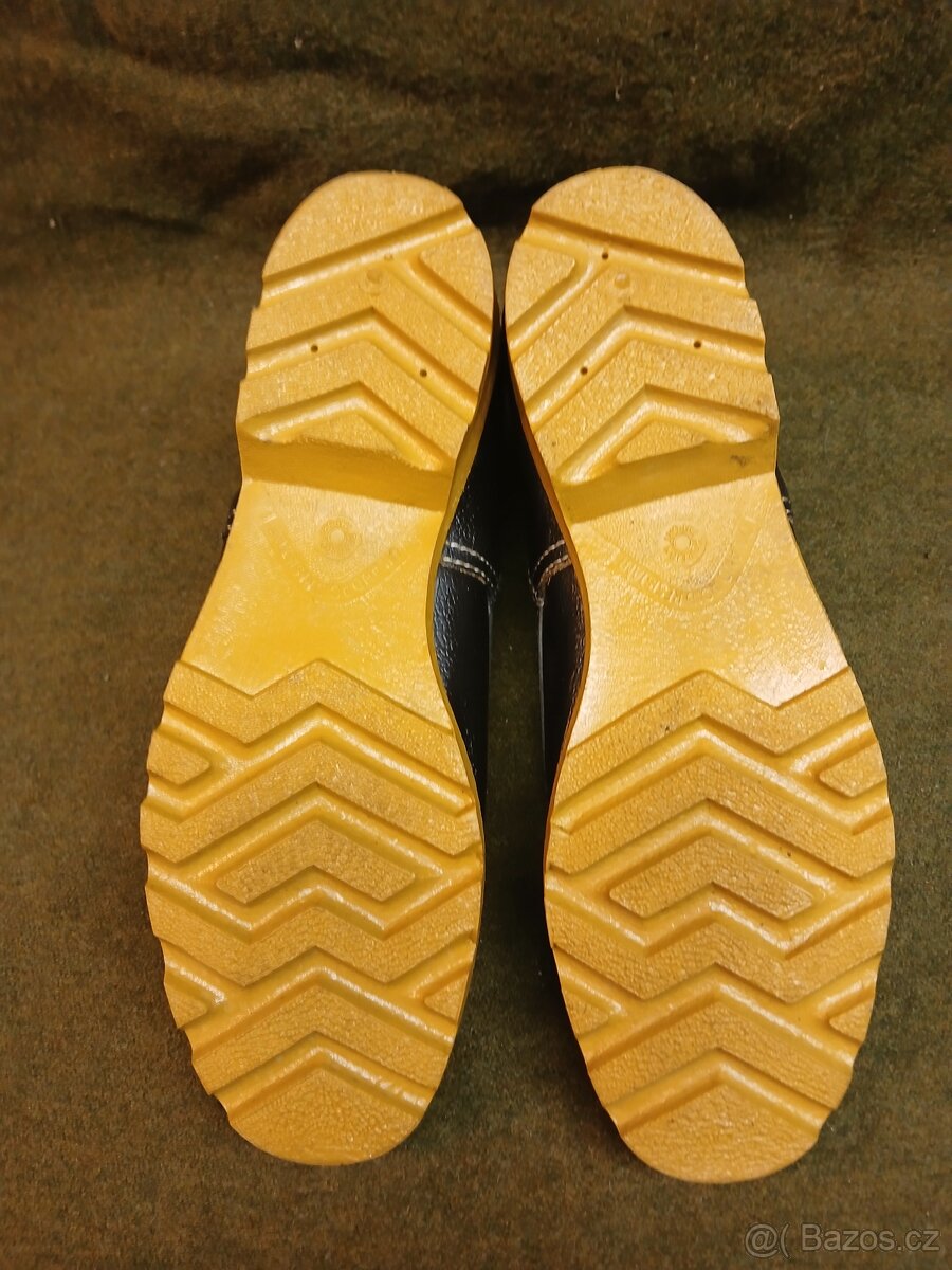 Pracovní boty nad kotníkové - 4