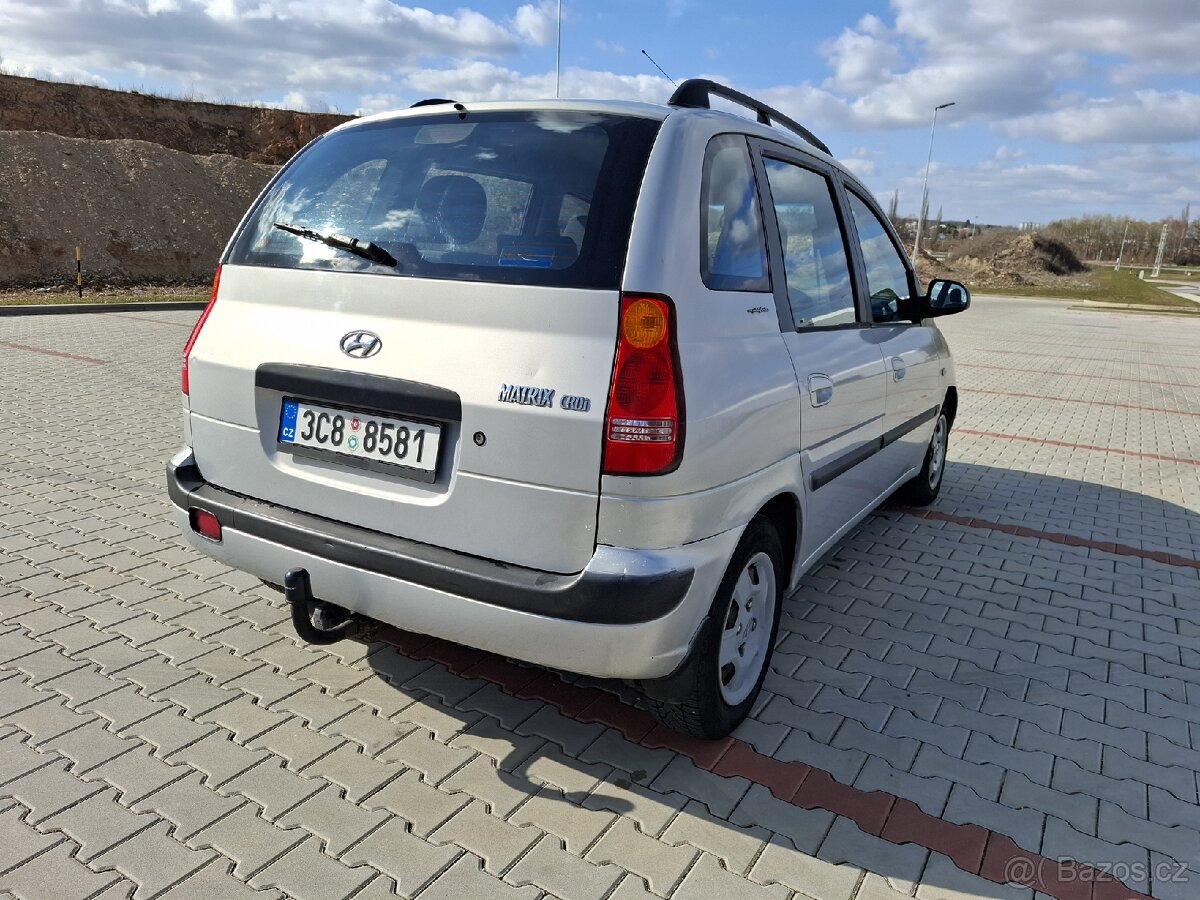 Hyundai Matrix 1.5 CRDI - 4