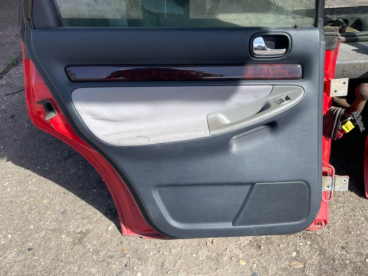 Audi A4 B5 tapecírunk interiér - 4