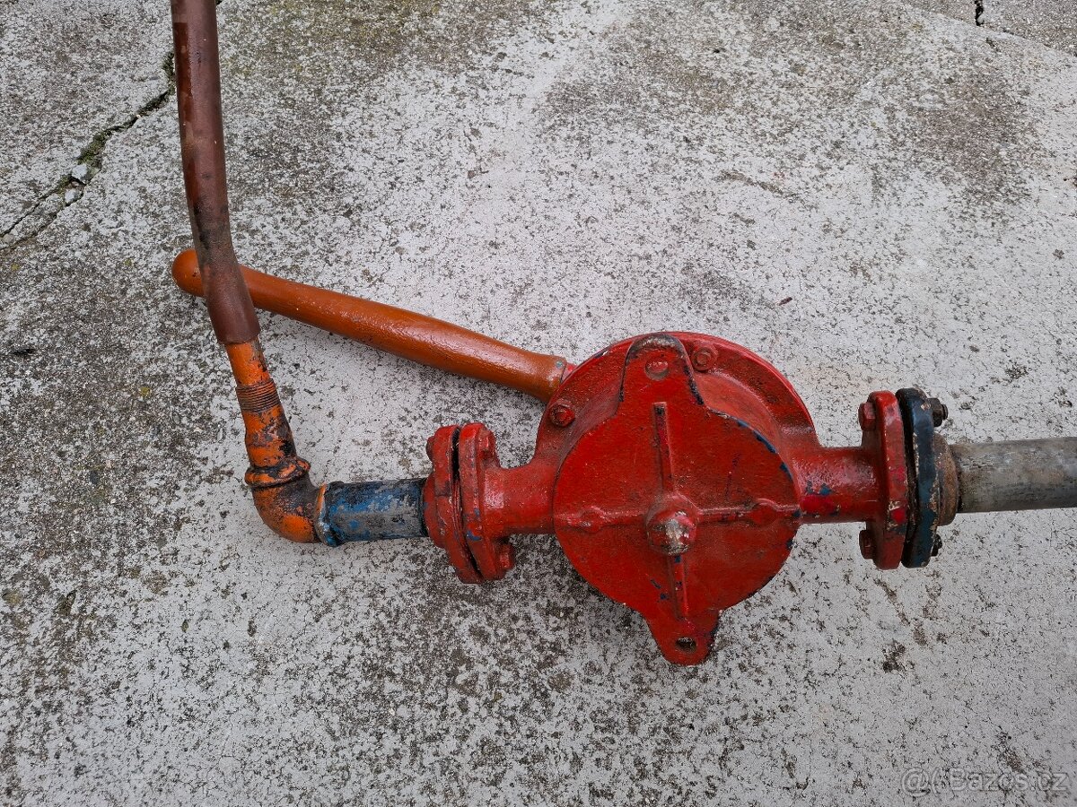 Ruční pumpa Sigma - 4