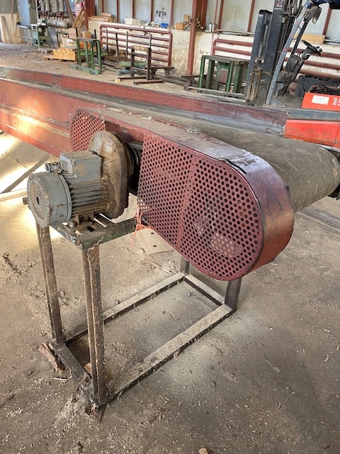 Pásový dopravník - 8m - 4