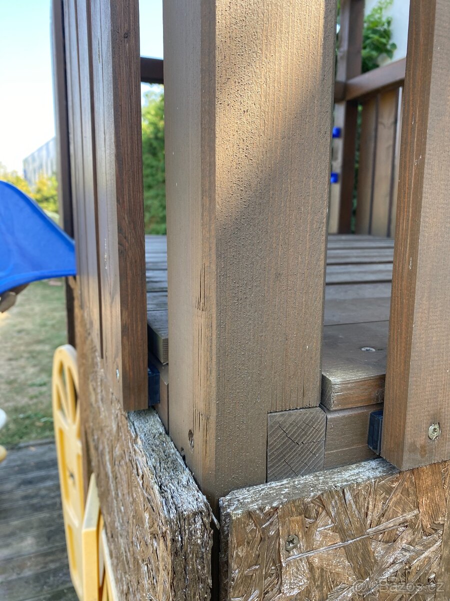 Dětské hřiště se skluzavkou - 4
