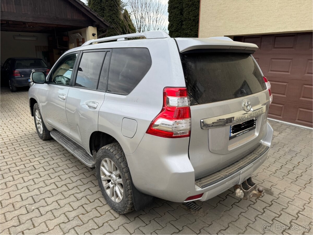 Toyota Land Cruiser 150