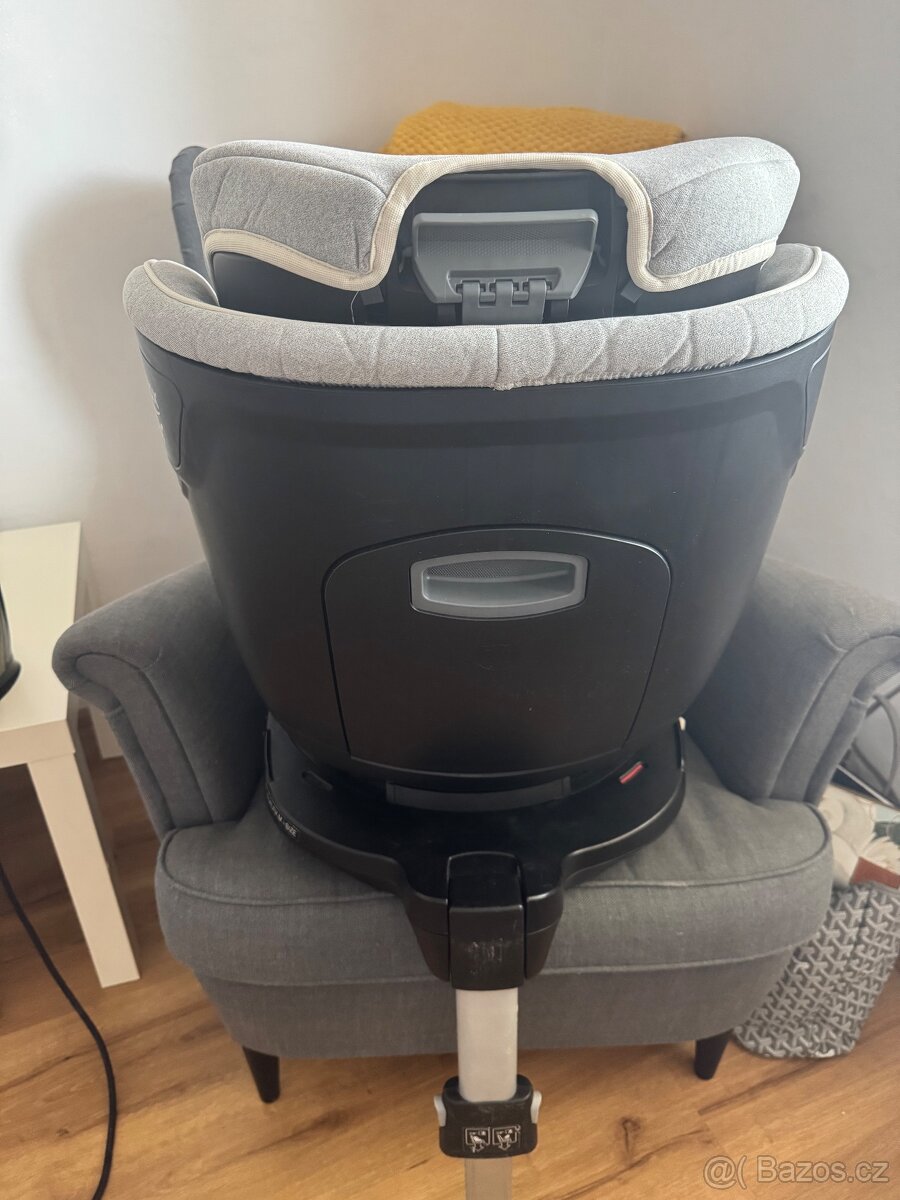 Britax Romer Dualfix I size M, 9-18kg - 4