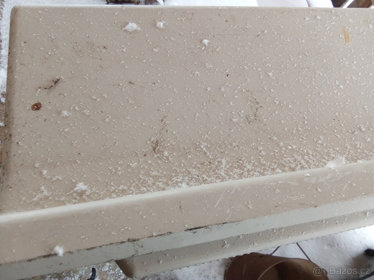 Elektro měrový rozvadeč, jistič plast skříň - 4