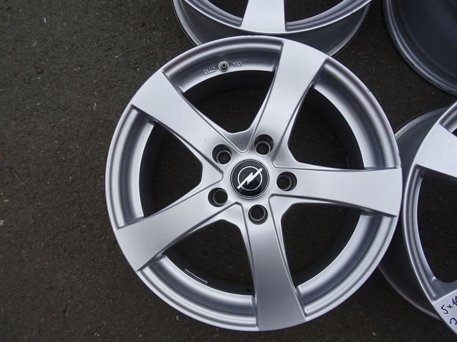 Alu disky na Opel 17",rozteč 5x115, ET 43, šířka 7J - 4