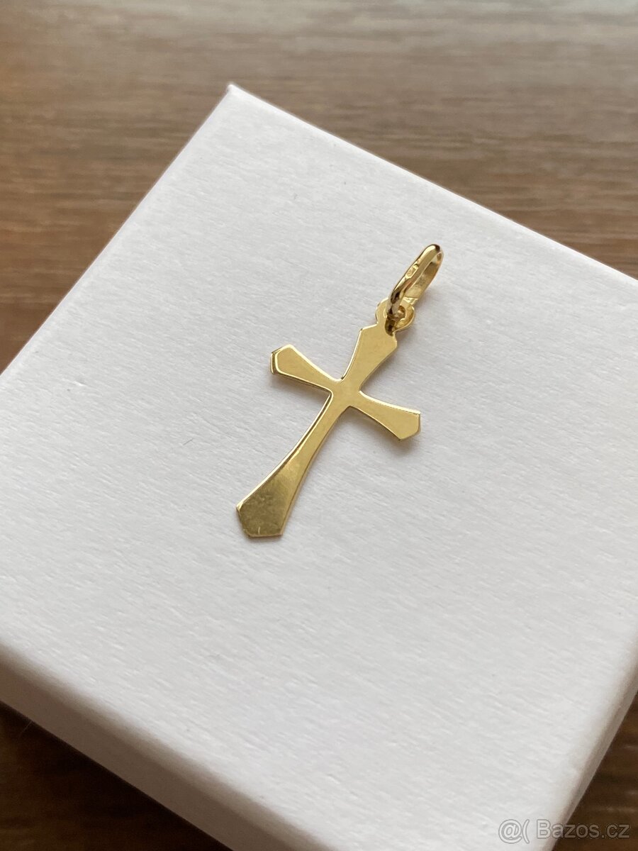 Zlatý přívěsek - 4