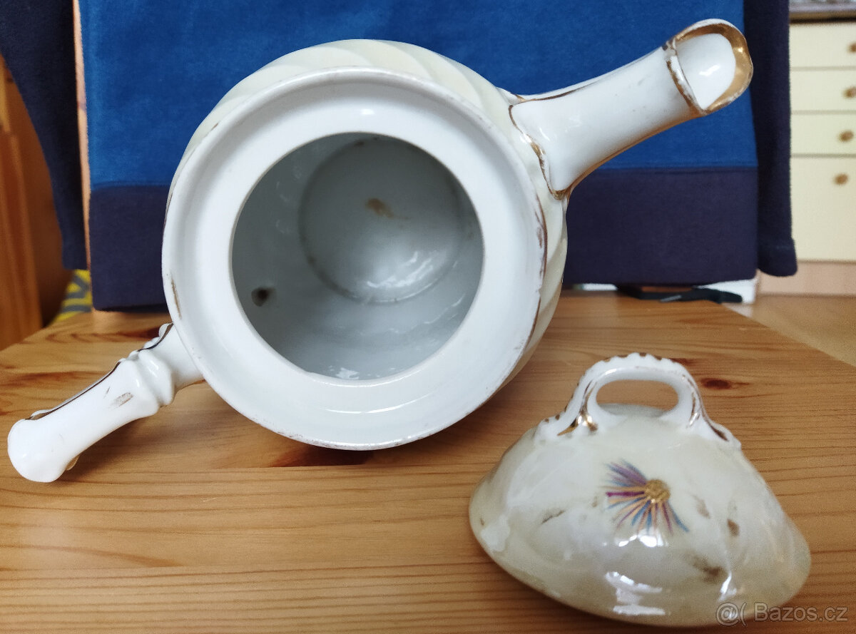 Starožitná německá konvice - 4