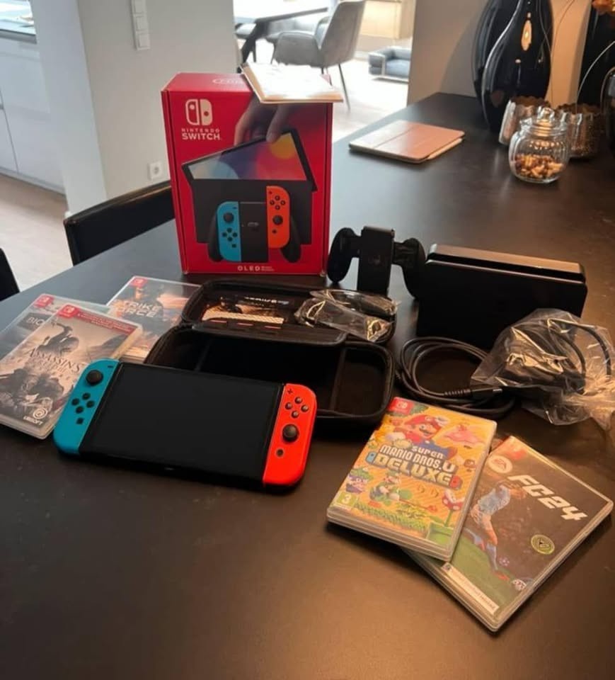 Nintendo Switch Oled - 4