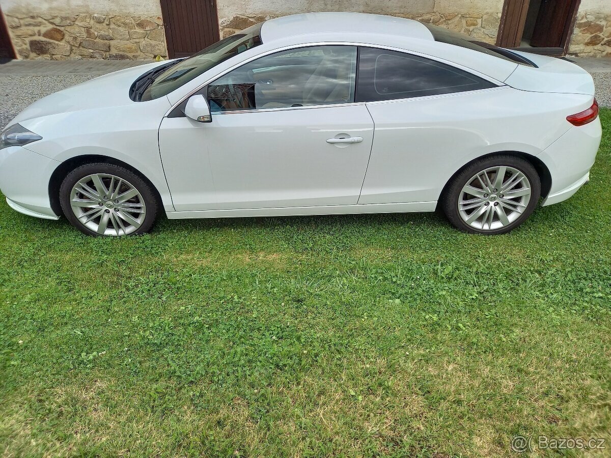 Renault Laguna Coupe 2009 - 4