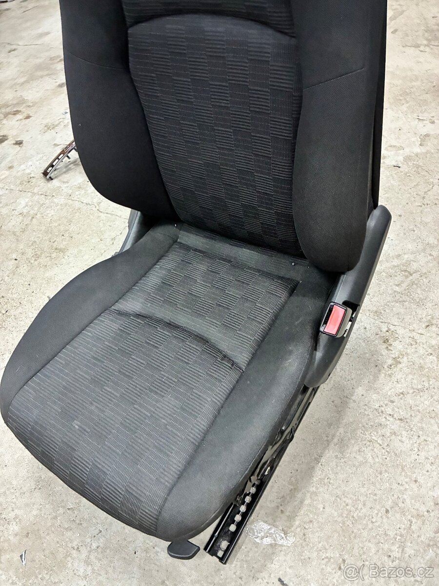 Sedadla w203 - 4