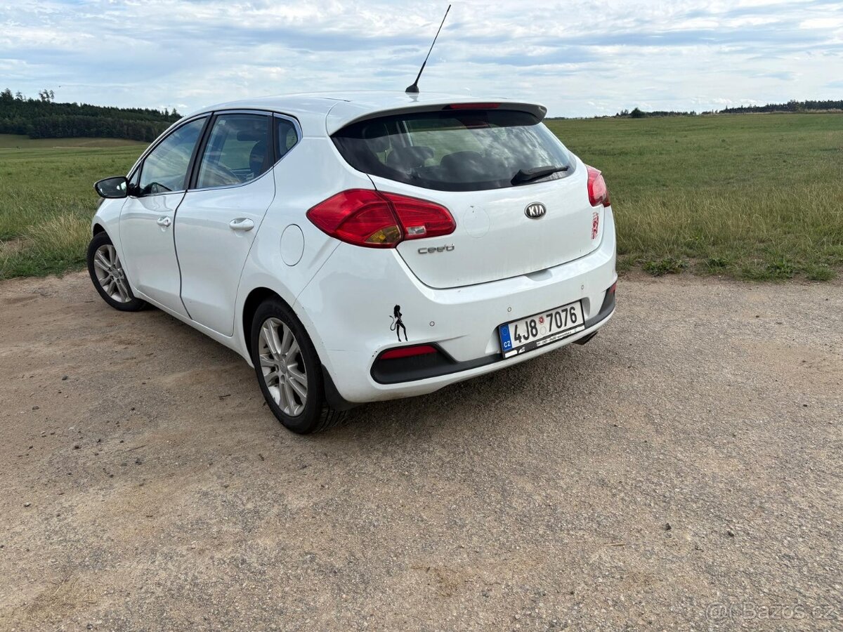 Kia ceed 1.4 CCTV - 4