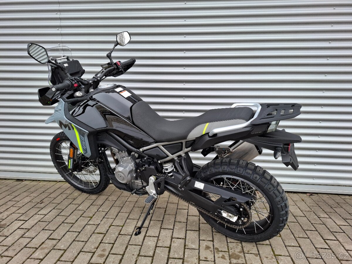 CFMOTO 450MT-RX (ŚEDÁ, PŘILBA + BUNDA ZDARMA)