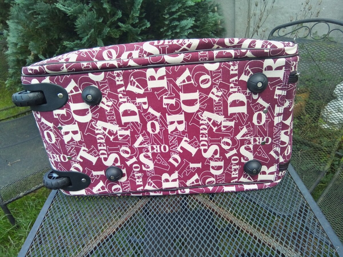 CESTOVNI TAŠKA S KOLECKY - 4