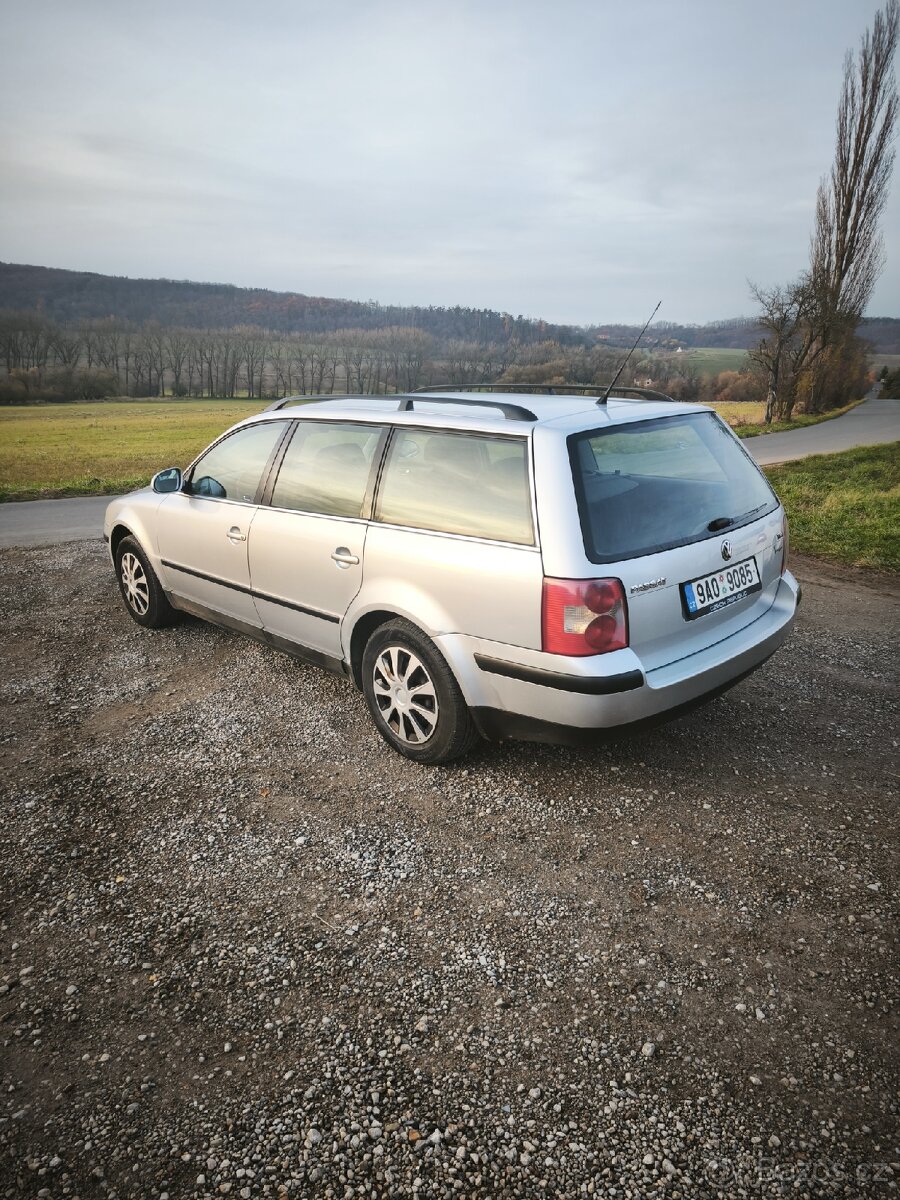 Volkswagen Passat B5,5 1.9 TDI 96kw - top km - 4