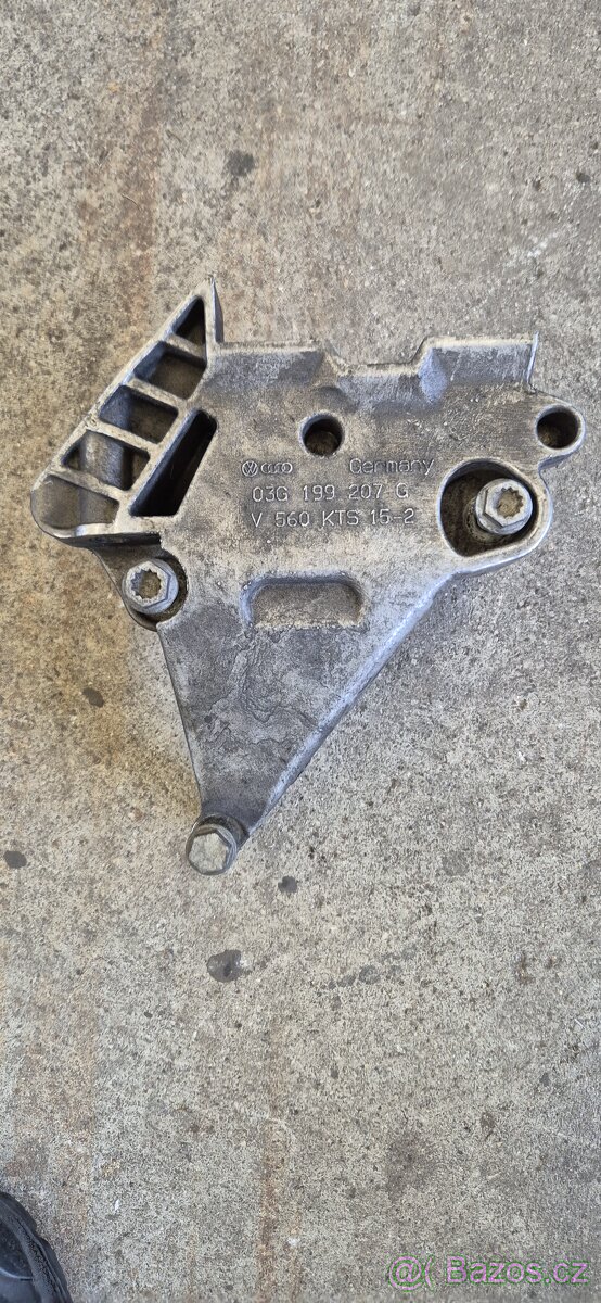 Držáky , uchycení motoru - 4