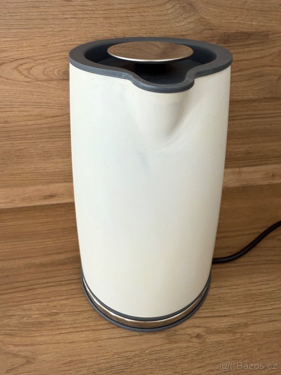 Varná konev s topinkovačem - 4