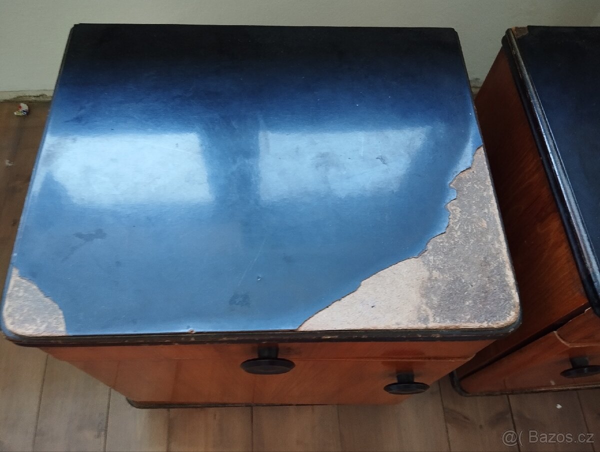 Skříň a 2x noční stolky - 4