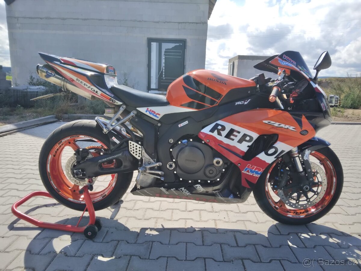 Prodej Honda CBR 1000rr fireblade - 4