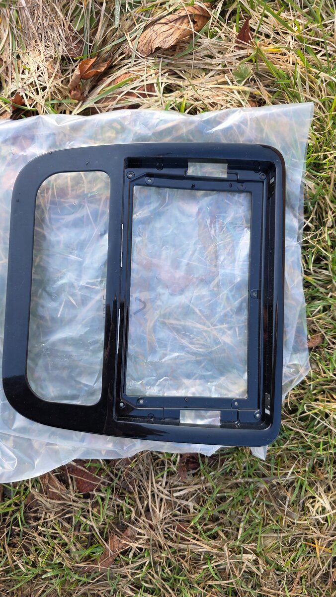 2DIN 9" autorádio Junsun 1GB/16GB - 4