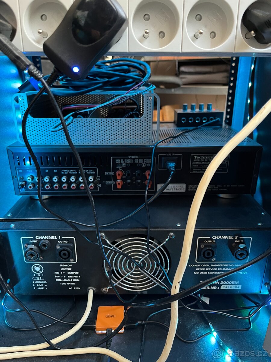 Prodám PA Rack zesilovačů - 4