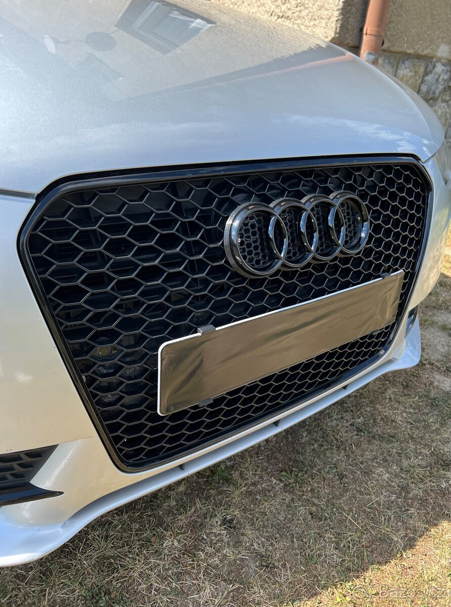 Audi drzak pro logo RS - 4