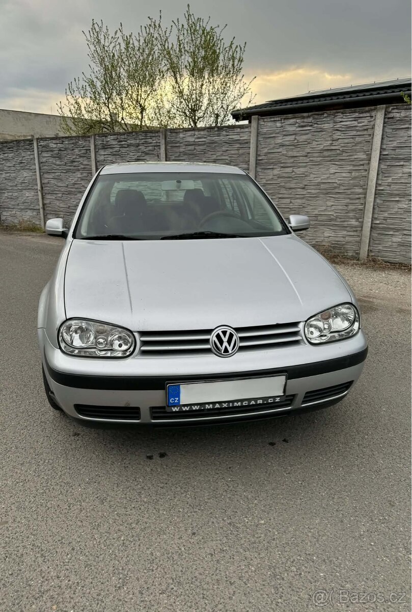 Volkswagen Golf IV - 4