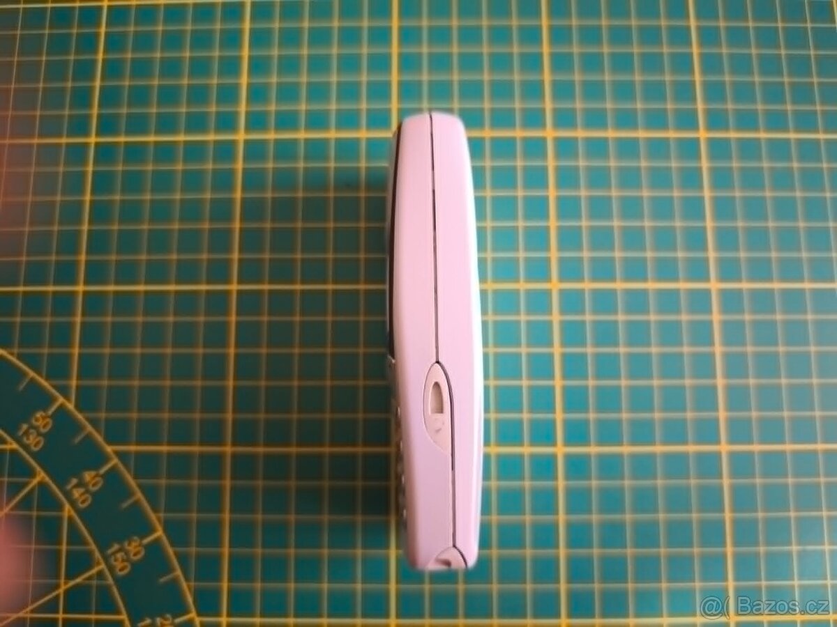 Nokia 3330 - 4