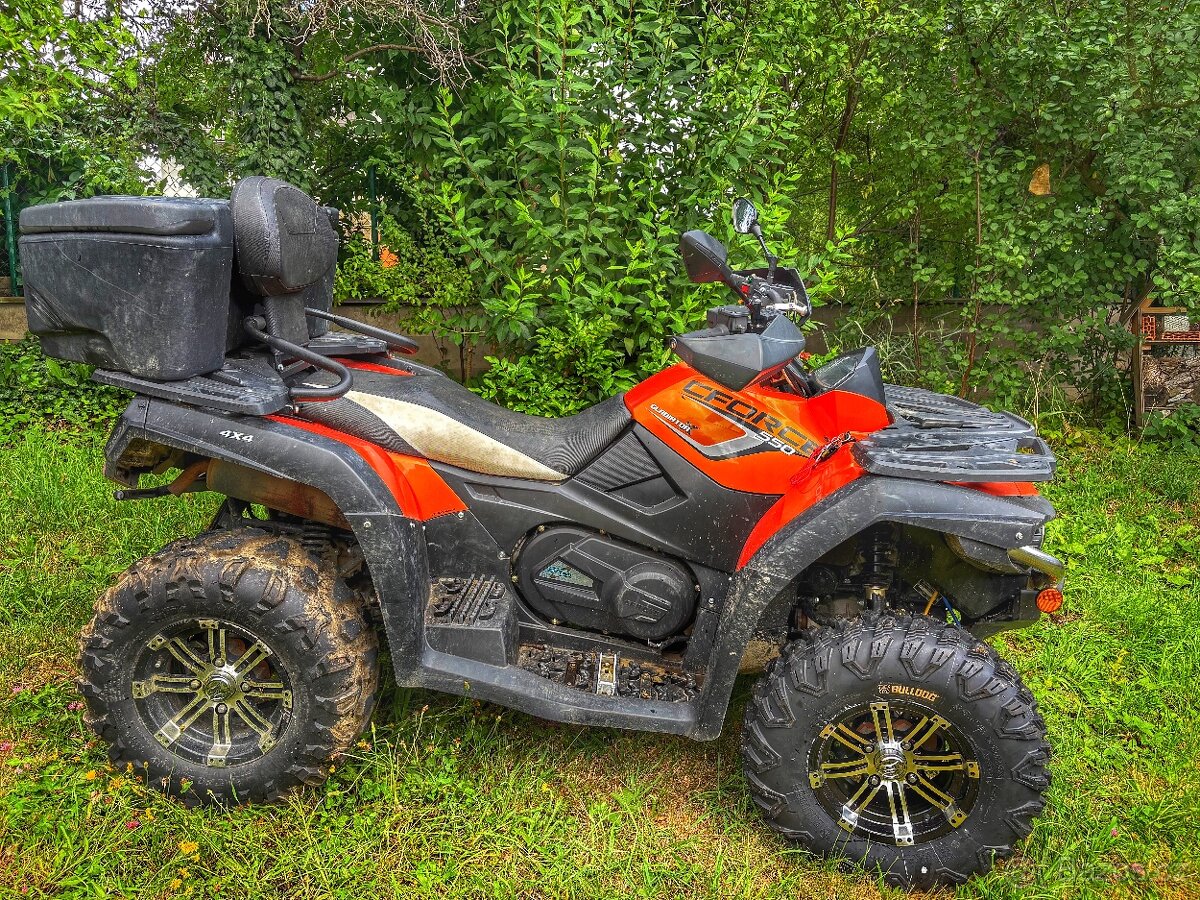 Čtyřkolka CF Moto gladiátor 550
