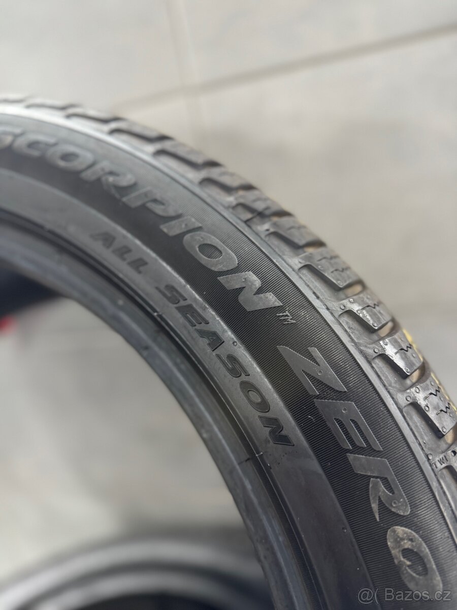 285/45 R22 PIRELLI SCORPION ZERO - 4