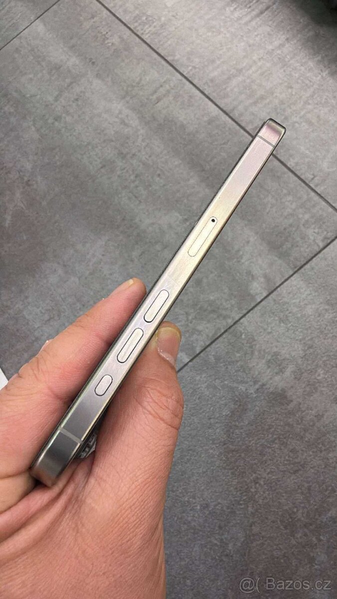 Iphone 15 Pro 128GB - 4