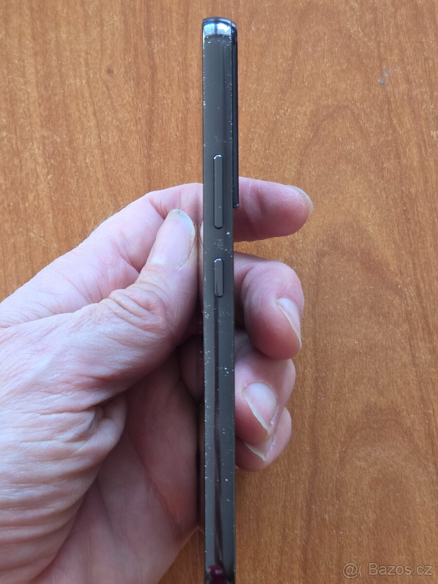 Samsung Galaxy S22 5G 8/128GB Black - 4