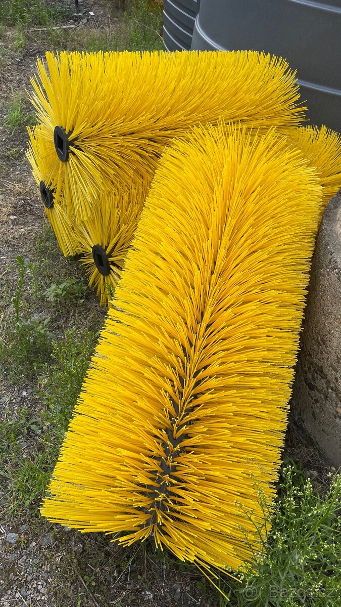 Zametací zařízení 2 m , zametač - 4