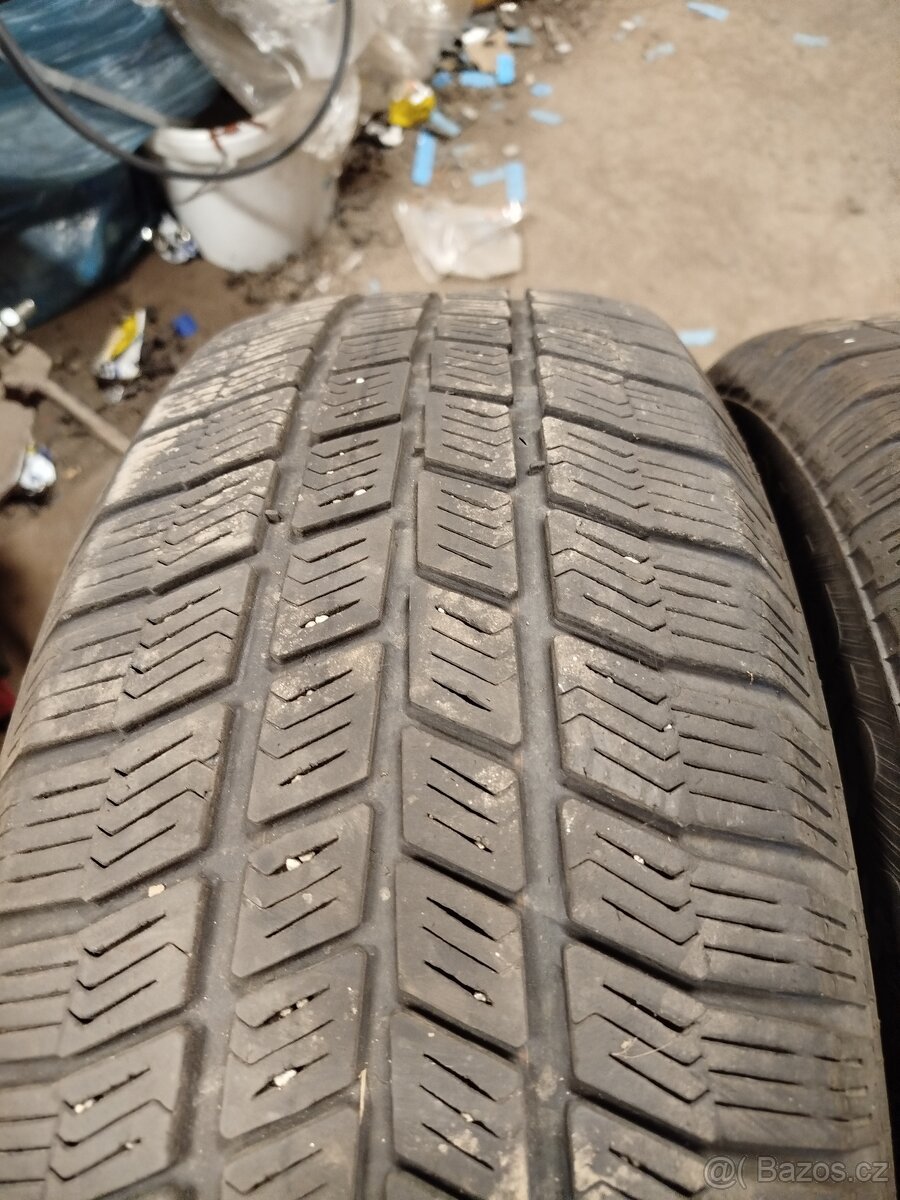 Zimní pneu 215/65 R16 - 4