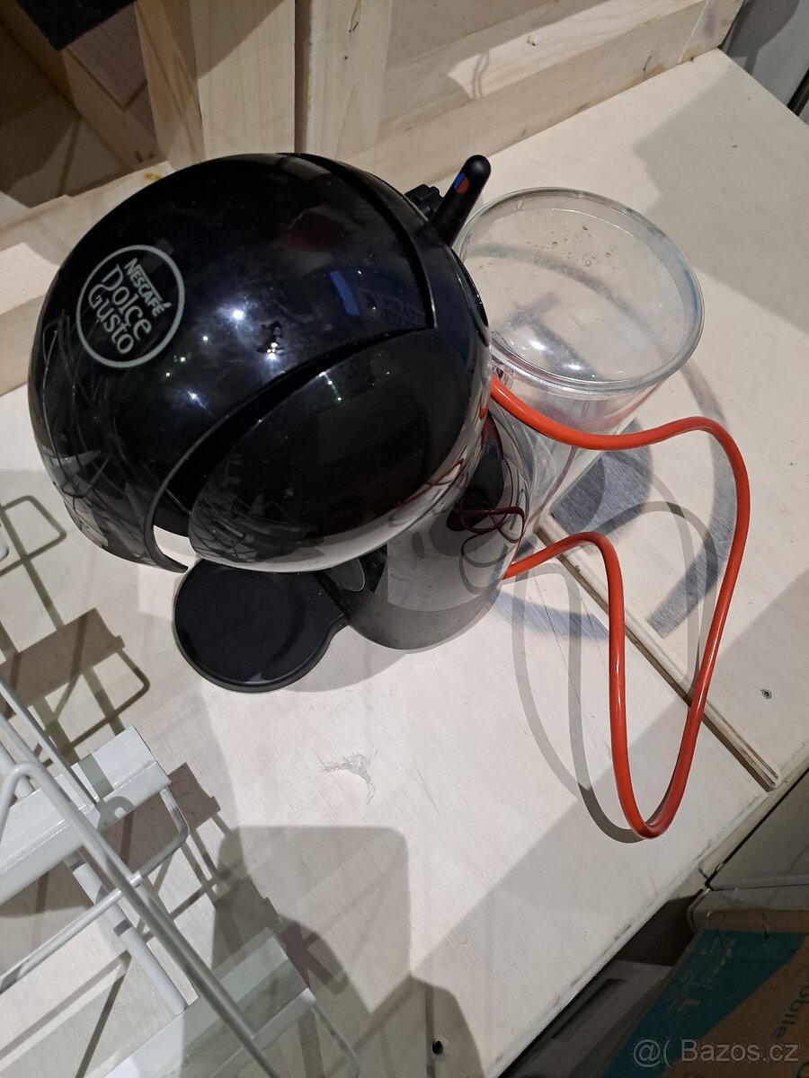 Kávovary Nescafe + na překapávanou kávu - 4