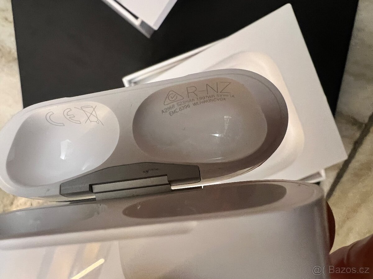 APPLE AIRPODS PRO (2. GENERACE) - 4