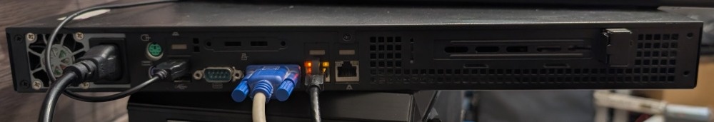 Server Supermicro - 4